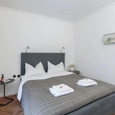 אתונה House In House At The Heart Of Exarchia, Extremely Central מראה חיצוני תמונה