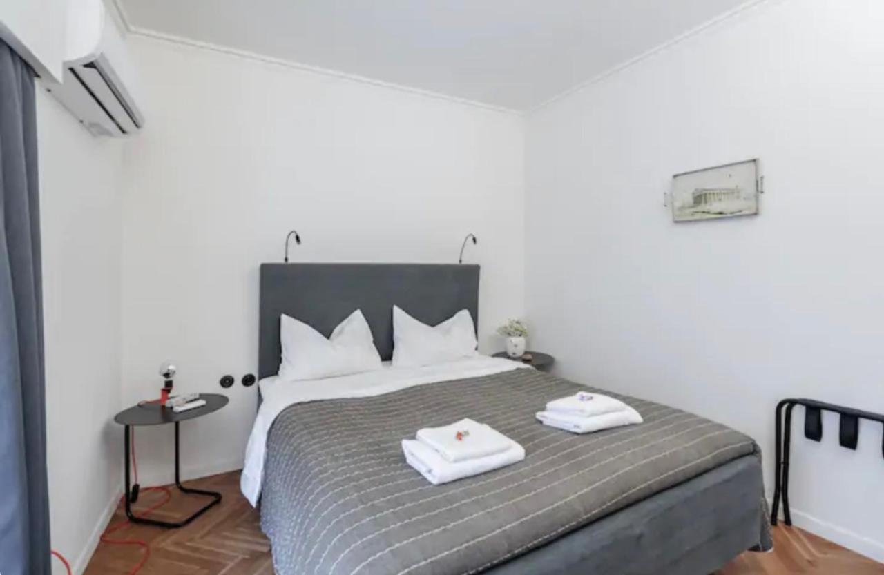 אתונה House In House At The Heart Of Exarchia, Extremely Central מראה חיצוני תמונה